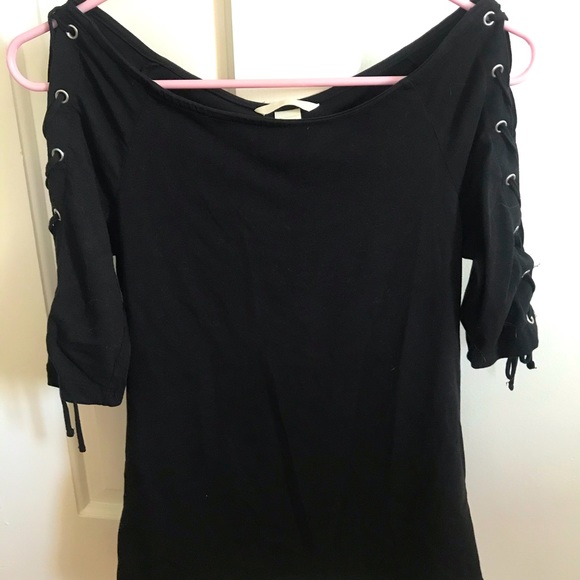H&M Black Top - Picture 1 of 5